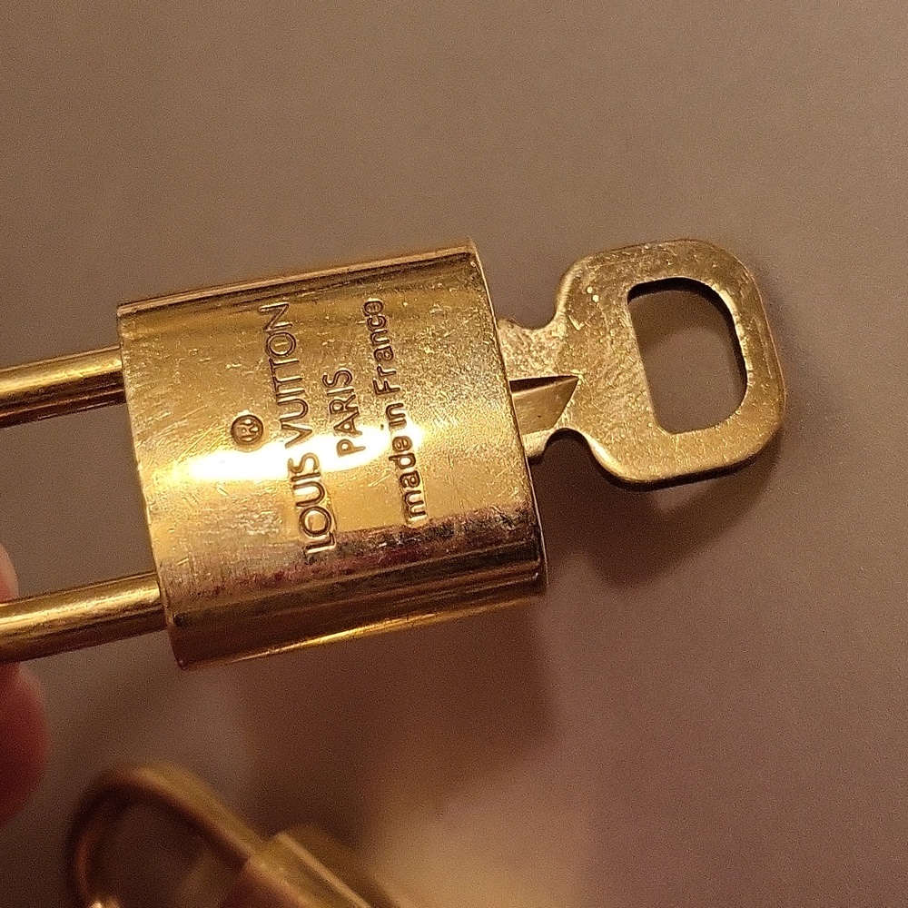 Louis Vuitton Authentic Lock & Key - Picture 2 of 16